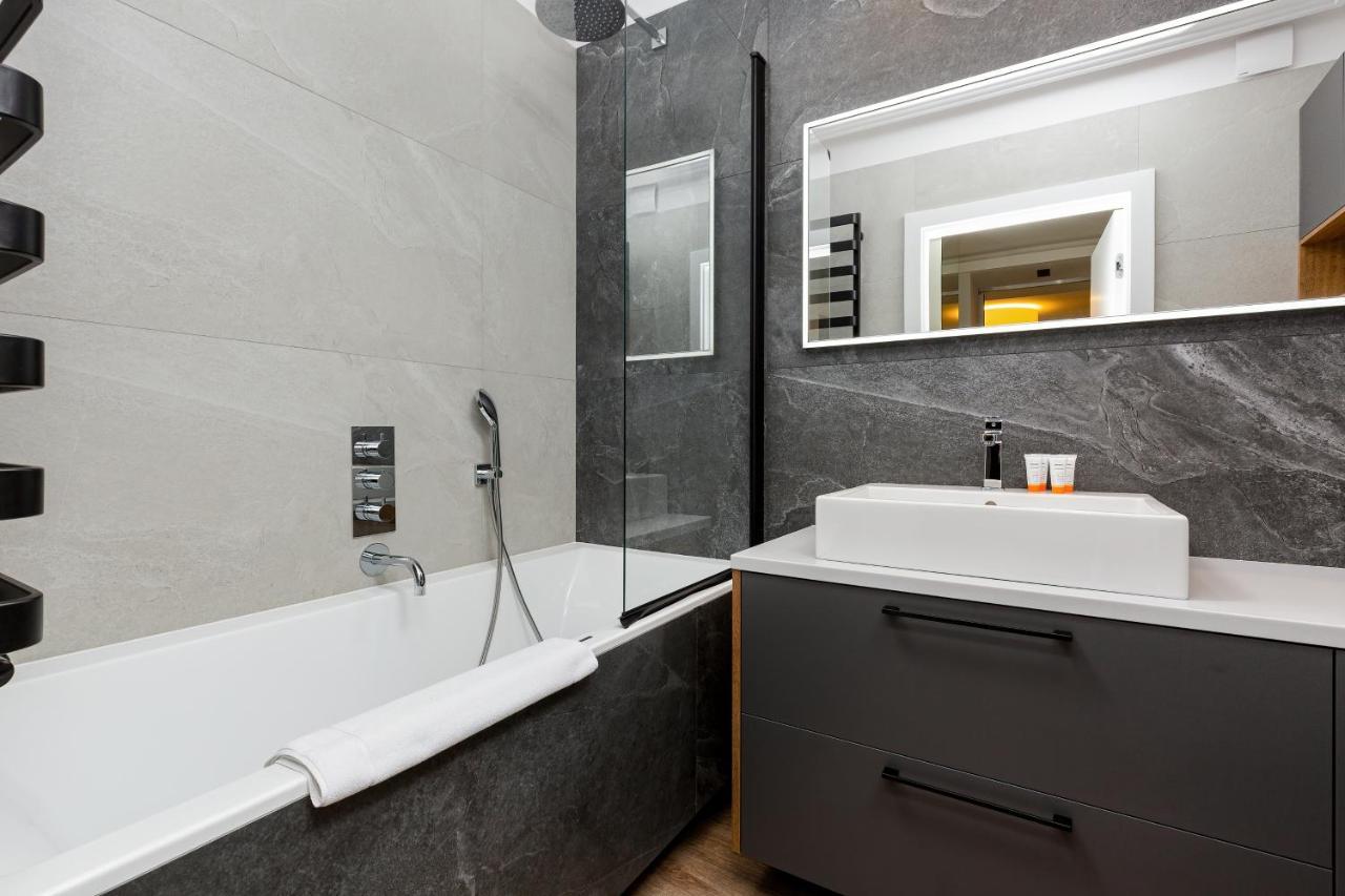 Apartment Forest Club Kabaty By Renters Prestige วอร์ซอ ภายนอก รูปภาพ